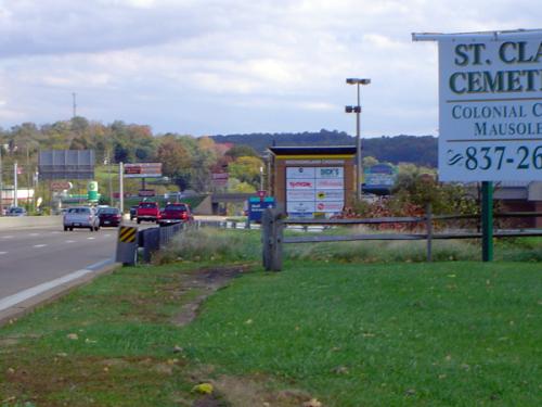 Pedestrian Pathways Near the Mall